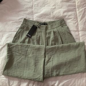 NWT Nasty Gal Flowy Wide Leg Pants in Mint sage